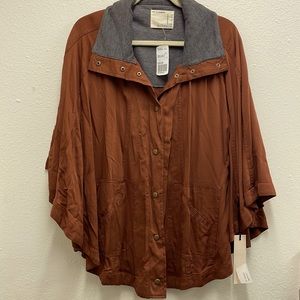 BNWT - Sz Lg Cape Style Jacket - Brown and Grey - Snap Buttons